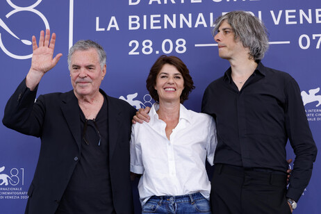 Amos Gitai, Irene Jacob e Micha Lescot