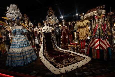 Al via mostra Dolce &amp; Gabbana al Grand Palais di Parigi