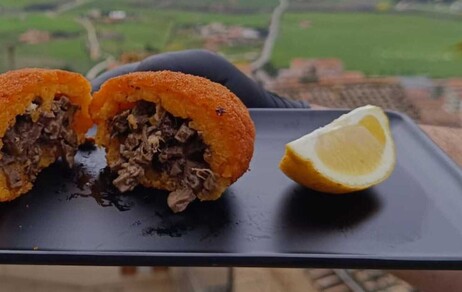 In un bar a Gangi l'arancina con la milza