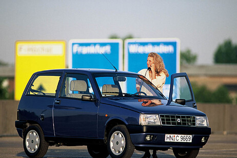 L'Autobianchi Y10 festeggia 40 anni