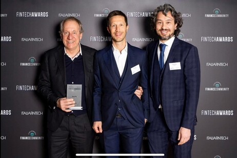 Startup milanese IdentifAI premiata con i Fintech Awards (da sinistra Marco Castaldo, Marco Ramilli)