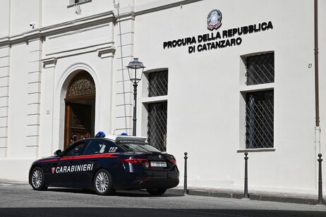 Controlli dei carabinieri in Calabria