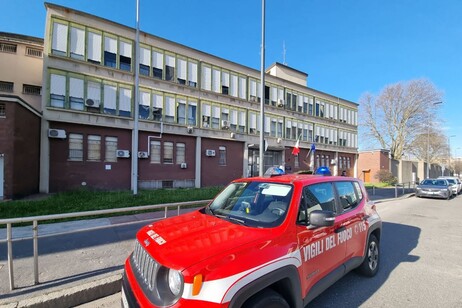 Incendio al Beccaria di Milano