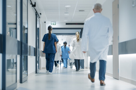'1 maggio poco da festeggiare', il burnout brucia i medici