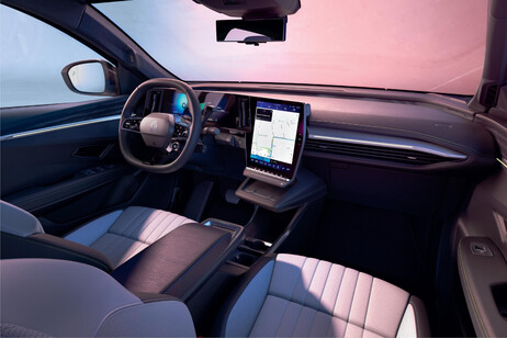 Renault Scenic E-Tech Electric fa il pieno di funzionalità