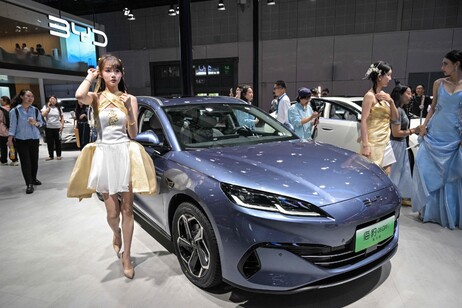 Cina, a Shangai il salone internazionale dell'automobile