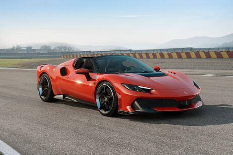 Ferrari 296 Speciale e 296 Speciale A