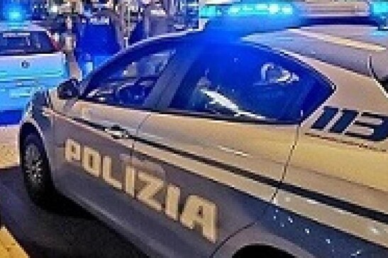 Auto della Polizia di Stato a Savona