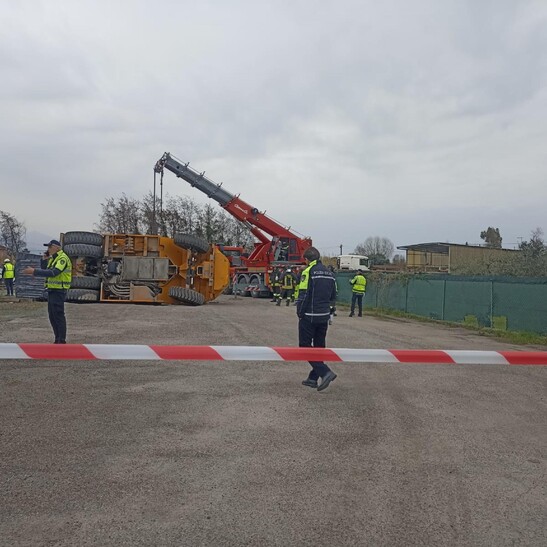 Morto sul lavoro a Carrara