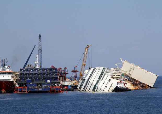 La Costa Concordia © ANSA