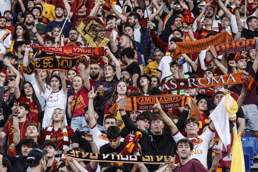 AS Roma supporters watch Europa League final between Sevilla FC and AS Roma - RIPRODUZIONE RISERVATA