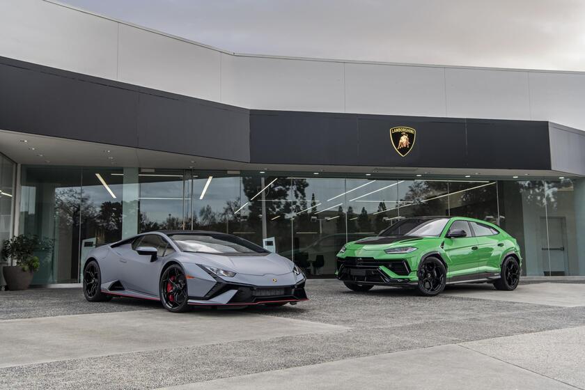 Showroom Lamborghini negli USA © ANSA/Lamborghini