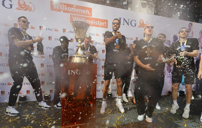 Reception of the German basketball team after winning the world championship - RIPRODUZIONE RISERVATA