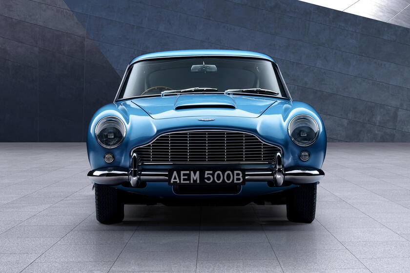 Aston Martin DB5 - RIPRODUZIONE RISERVATA