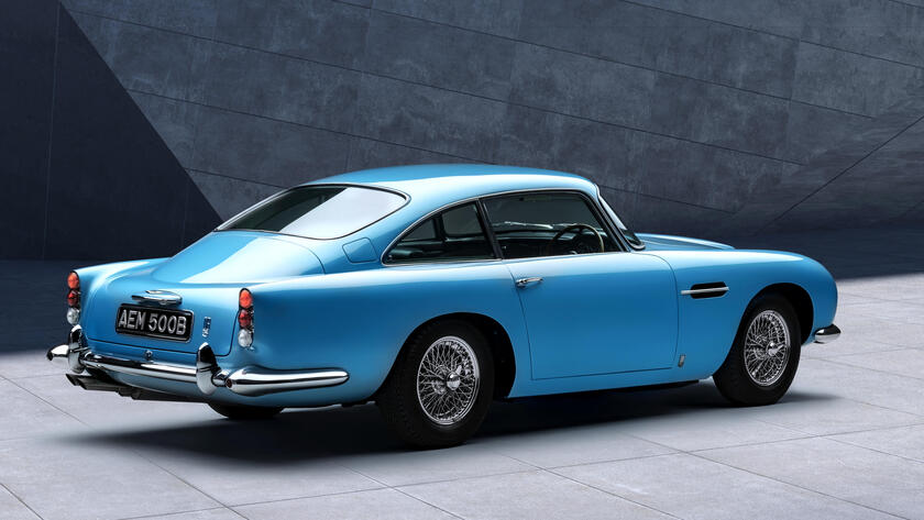Aston Martin DB5 - RIPRODUZIONE RISERVATA