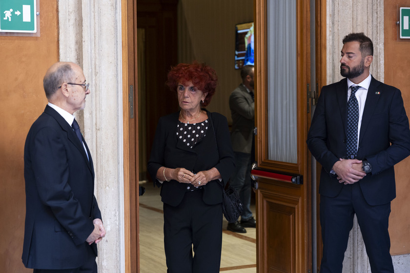 APERTA ANCHE OGGI LA CAMERA ARDENTE DI NAPOLITANO AL SENATO - RIPRODUZIONE RISERVATA