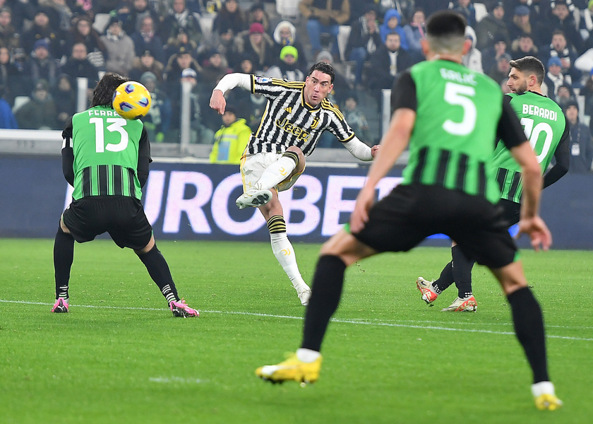 >>>ANSA/ Doppio Vlahovic e Sassuolo ko, Juve torna a -2 da Inter - RIPRODUZIONE RISERVATA