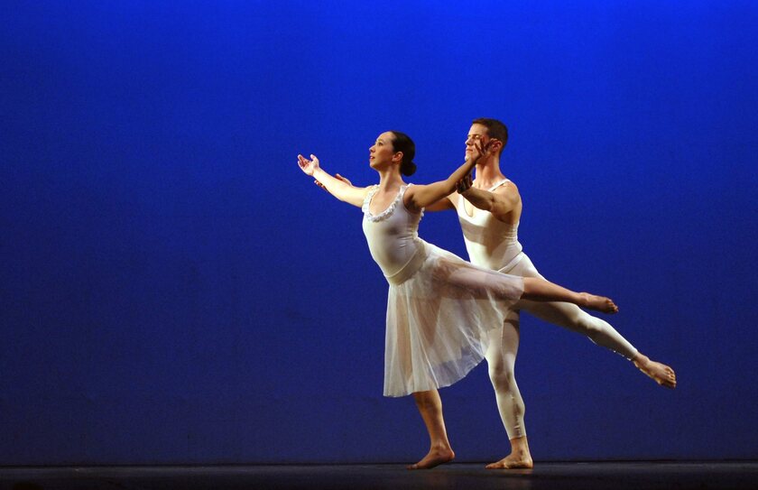 The Paul Taylor Dance Company (Taylor 2) dancers perform in the southern Indian City of Chennai - RIPRODUZIONE RISERVATA