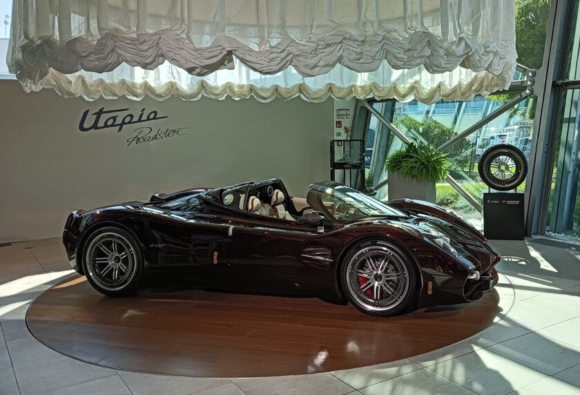 Pagani Utopia Roadster