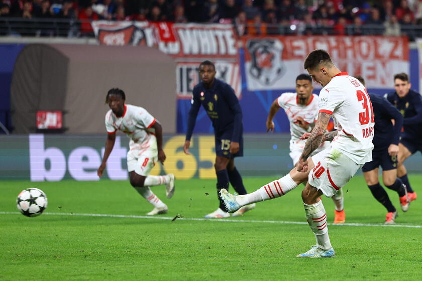 UEFA Champions League - RB Leipzig vs Juventus