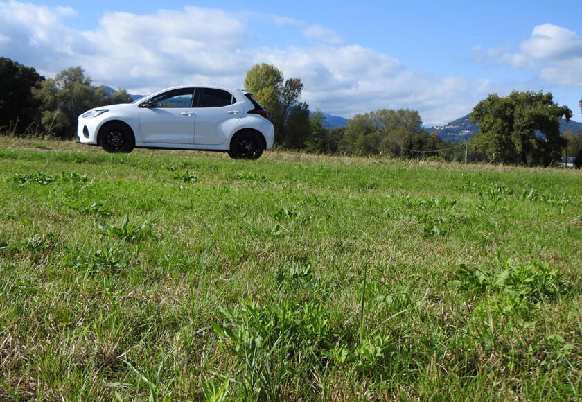 Mazda2 Hybrid