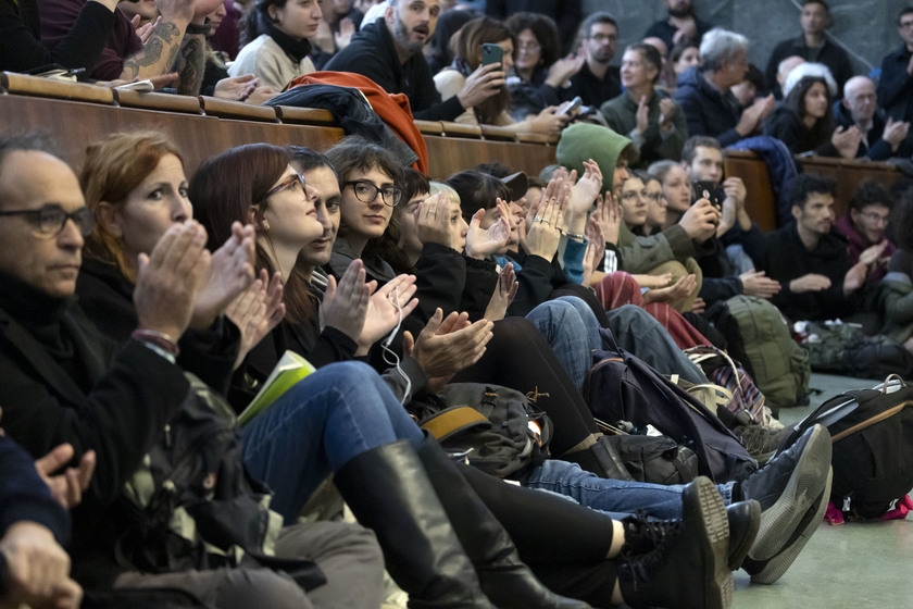 Centinaia in assemblea alla Sapienza per dire no a ddl sicurezza