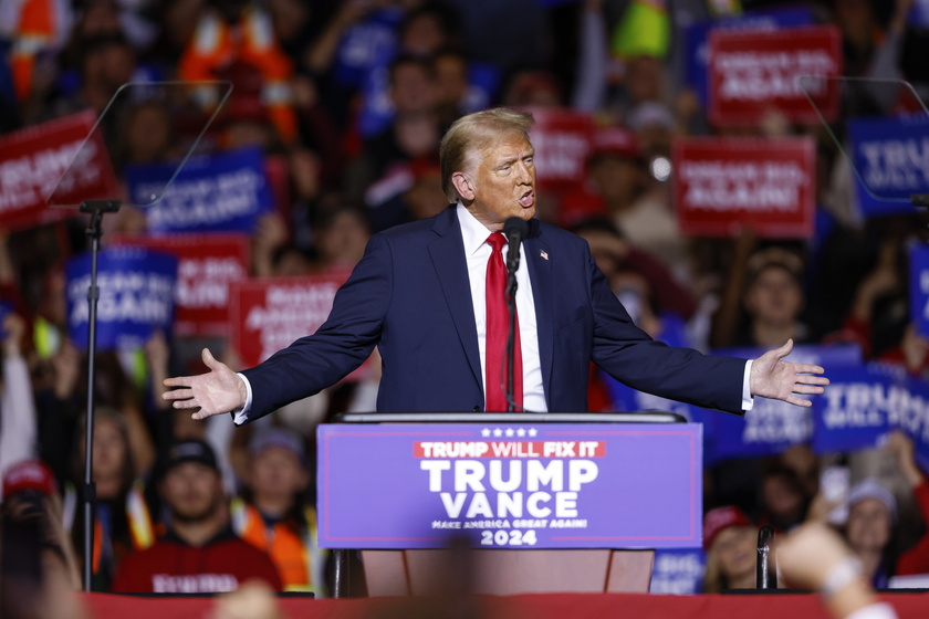 Donald Trump Campaigns in Milwaukee, Wisconsin 