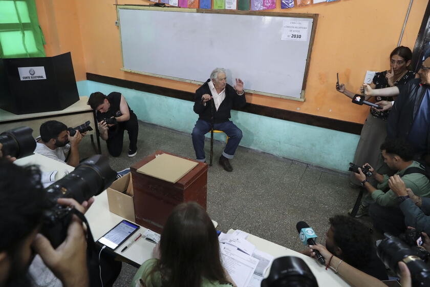 People vote in the second round of Uruguayan Presidential election