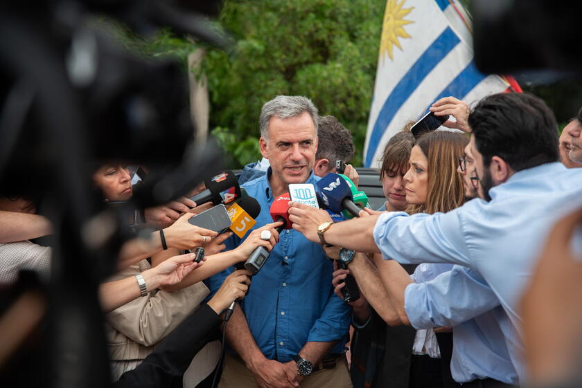 Uruguay's President-elect Yamandu Orsi visits former President Jose Mujica