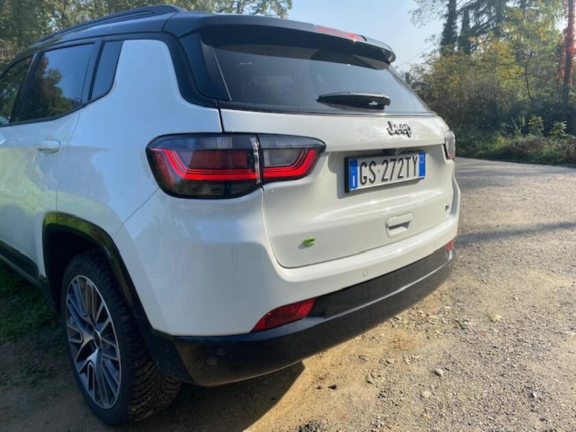 Jeep Compass e-Hybrid