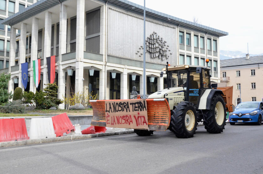 Tractor protests in Italy - ALL RIGHTS RESERVED