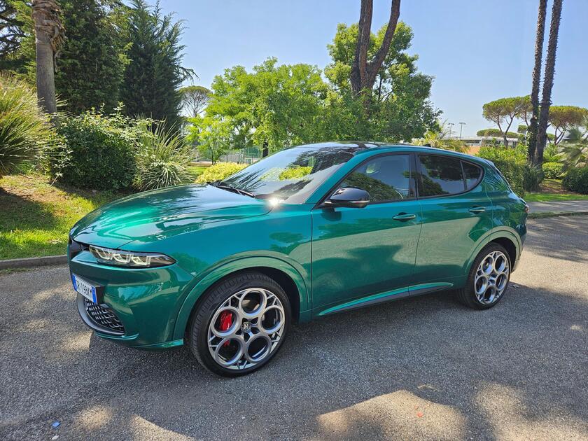 Alfa Romeo Tonale PHEV Tributo Italiano