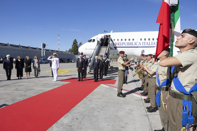 Mattarella e Steinmeier atterrano a Bologna