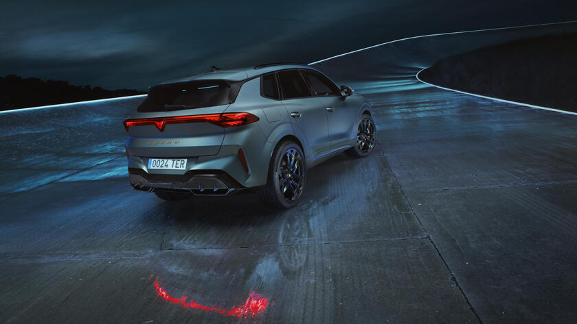 Cupra presenta il nuovo suv sportivo Terramar