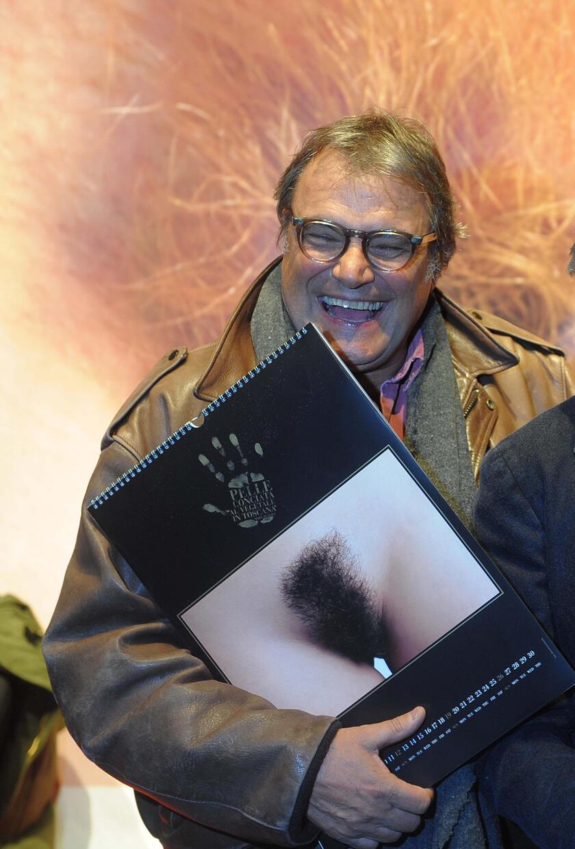 Oliviero Toscani ricoverato, gli scatti celebri