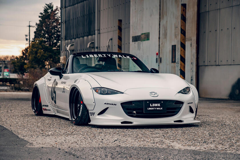 Mazda MX-5 by Liberty Walk