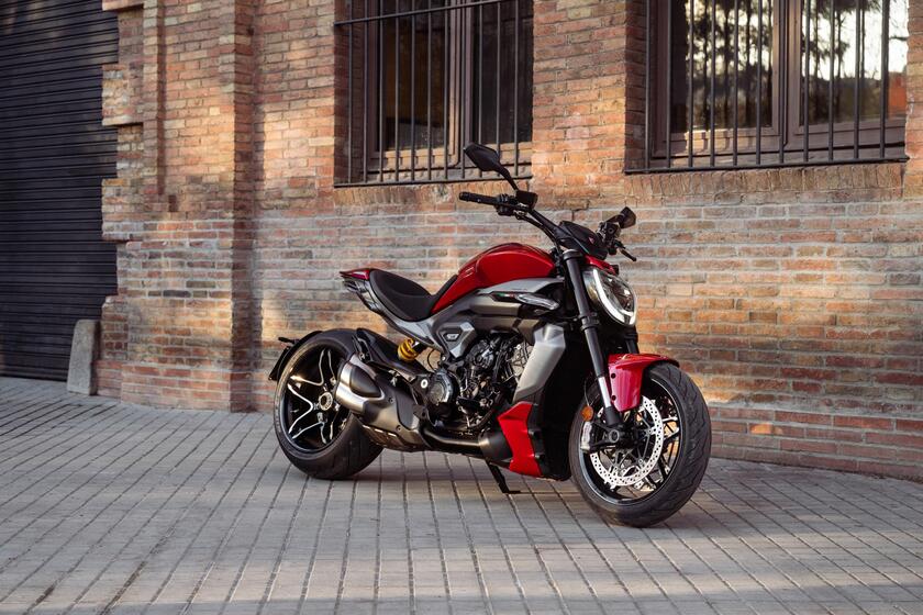 Ducati XDiavel V4