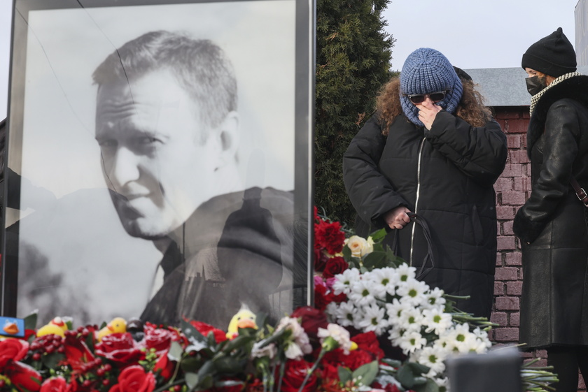 Russians mark one year since opposition leader Alexei Navalny's death