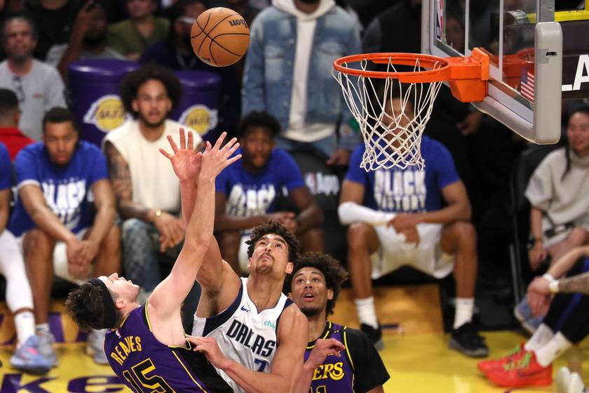 NBA - Dallas Mavericks at Los Angeles Lakers