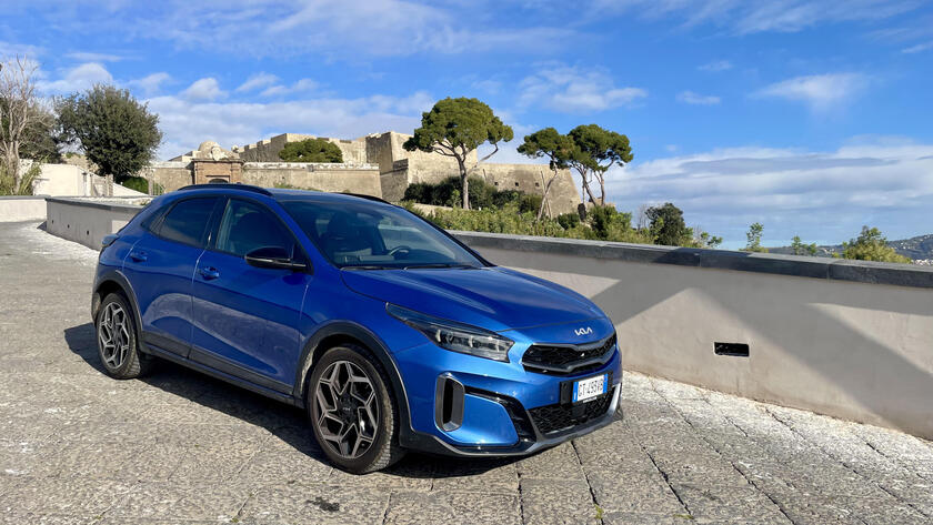 Kia XCeed, il crossover compatto che non passa inosservato