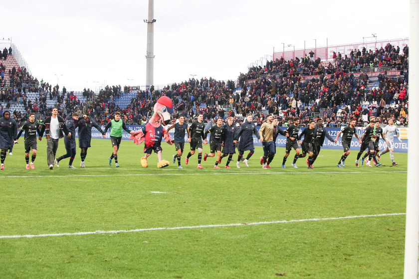 Soccer : Cagliari Vs Parma