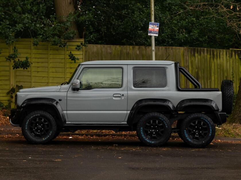 Suzuki Jimny a 6 ruote