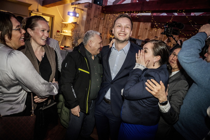 Election party for Demokraatit after Greenland's elections