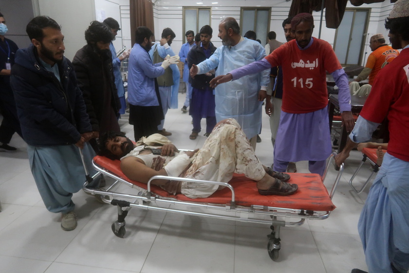 Victims of train hijacking in southwestern Pakistan arrive to Quetta hospital