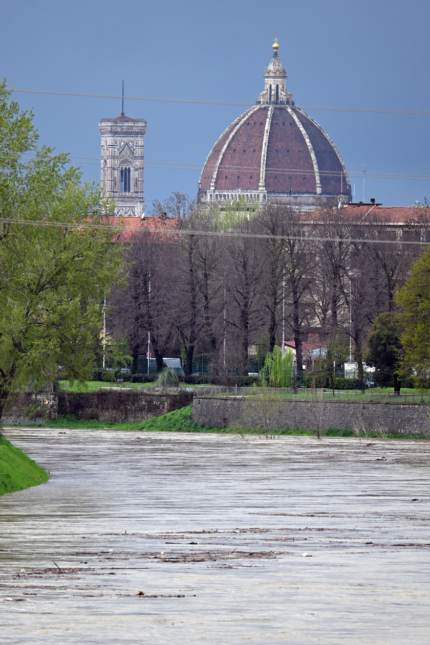 Allerta rossa maltempo Firenze, Prato, Pistoia e Pisa