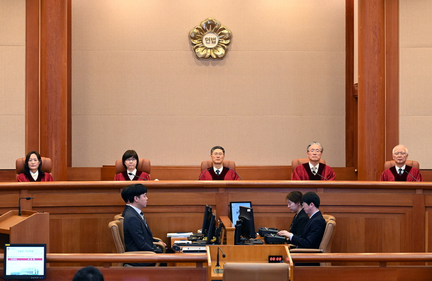 Korean Constitutional Court dismisses impeachment of Prime Minister Han