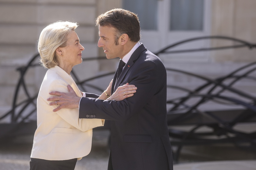French President Macron hosts summit on security for Ukraine