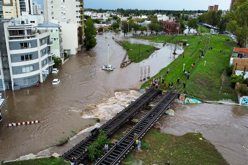 Floods after heavy rainfall in Bahia Blanca