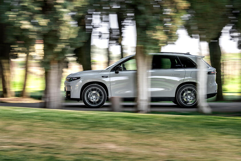Suv elettrico Leapmotor C10 Range Extender
