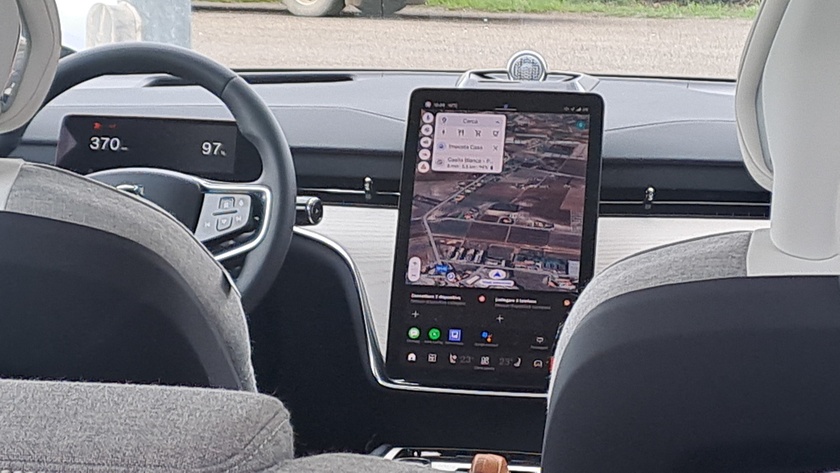 Volvo EX90